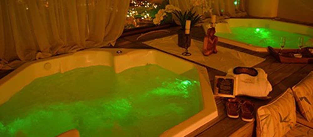 Majestic Palace Hotel Florianópolis Eksteriør billede A whirlpool