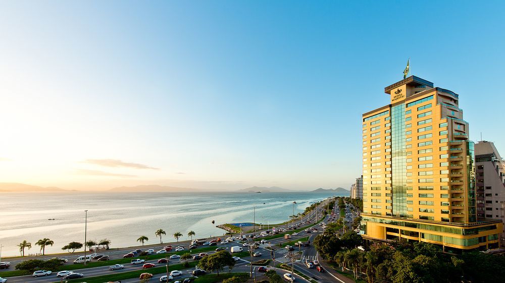 Majestic Palace Hotel Florianópolis Eksteriør billede The hotel in 2012